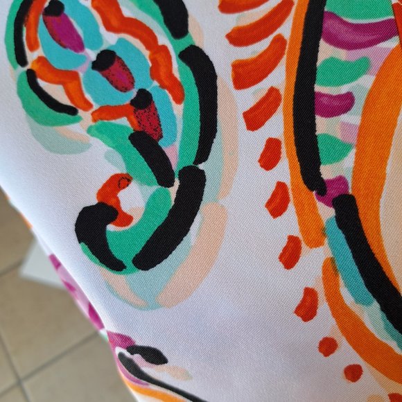 Dress - Picture 4 of 4